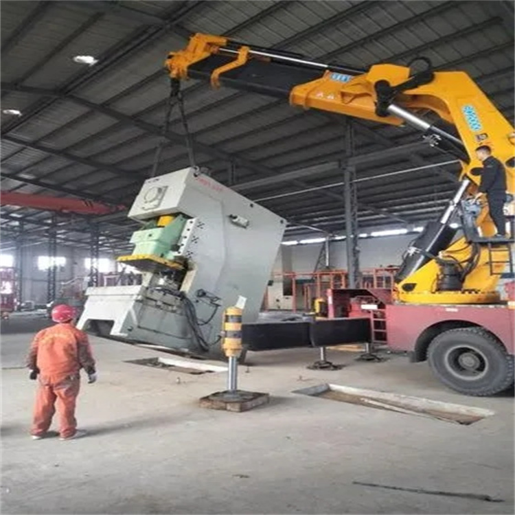 武强县80吨折臂吊车出租附近电话