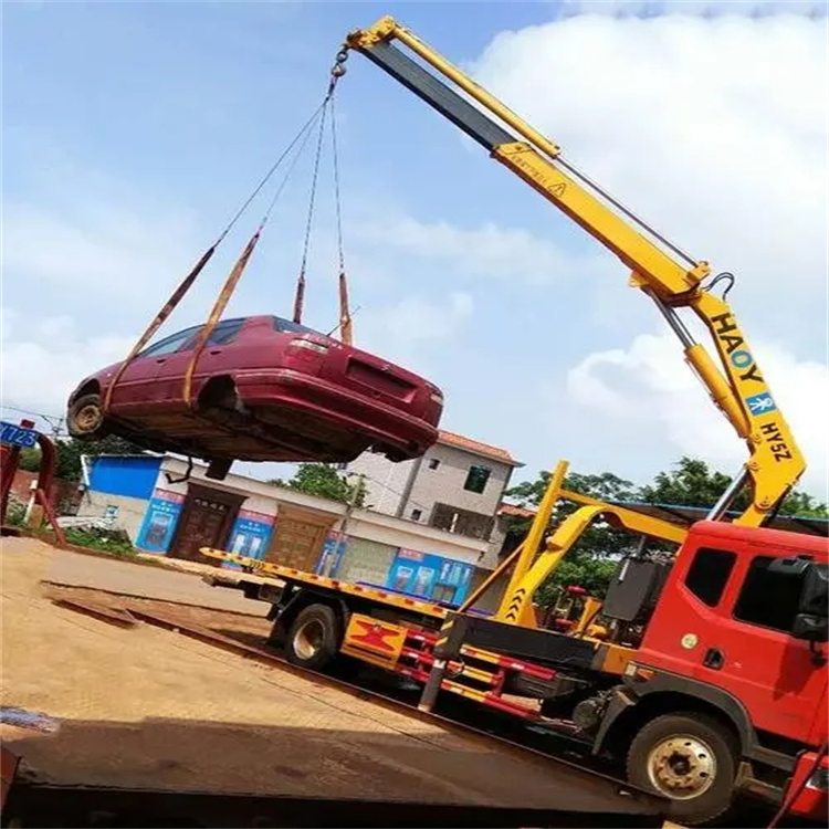 武强县吊车吊汽车的正确方法